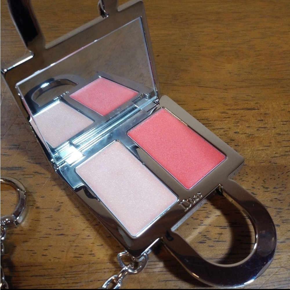 DIOR Lady Dior 003 French Chic Lip Cheek color Bag Charm Keychain - Picture 3 of 8
